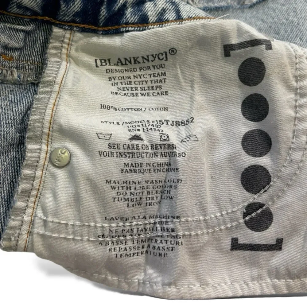 BLANKNYC The Boy Short |Size: 25|